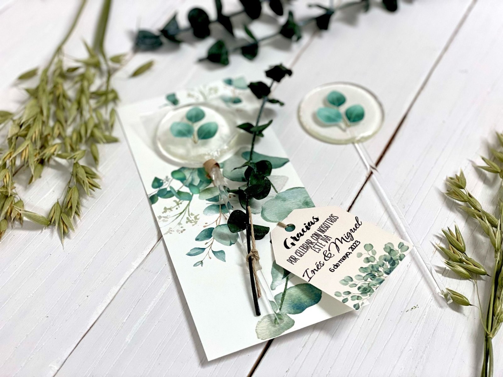 Detalles de boda hojas de eucalipto - Imagen 2