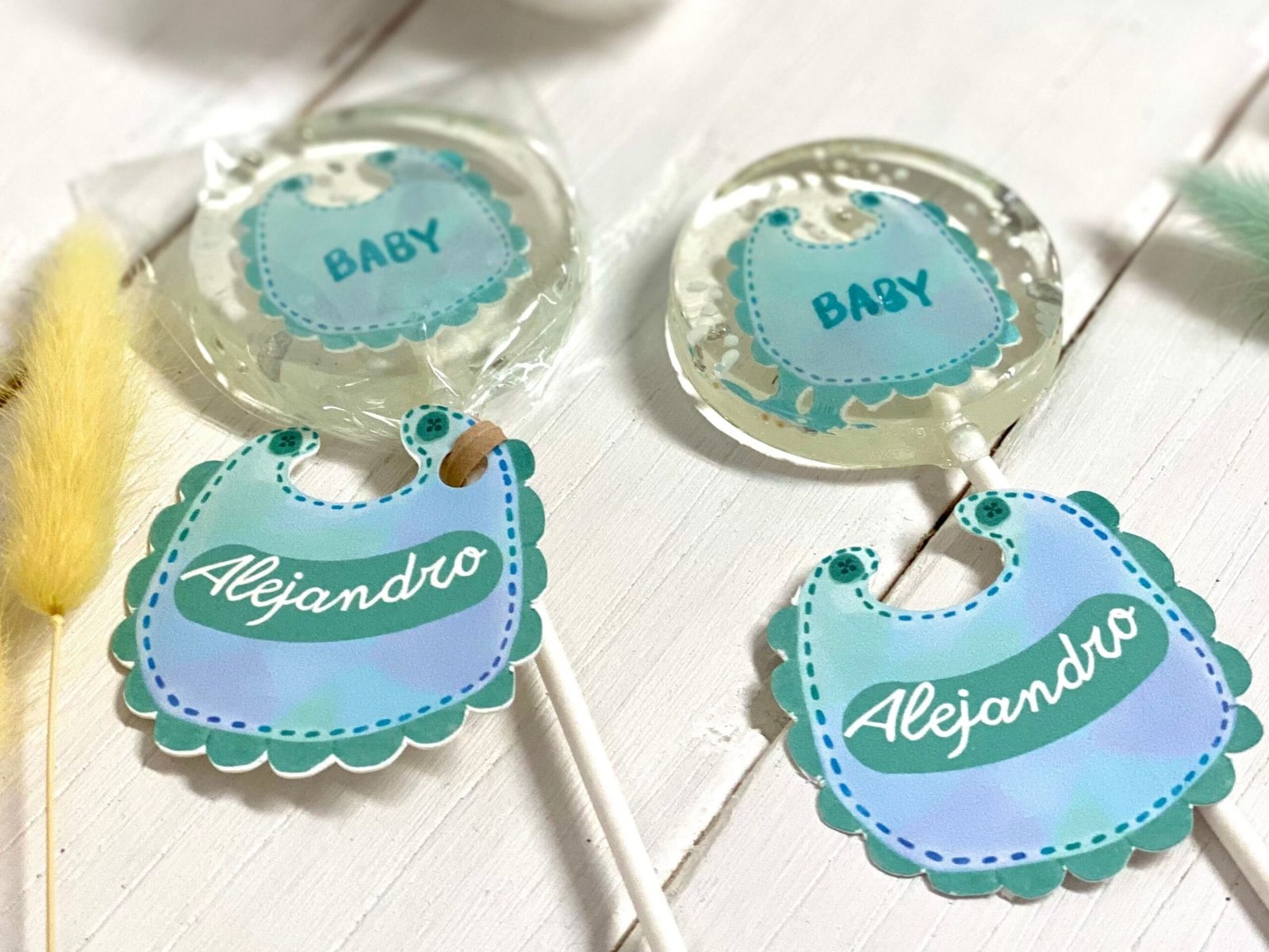 Piruletas personalizadas baby shower babero azul - Imagen 2