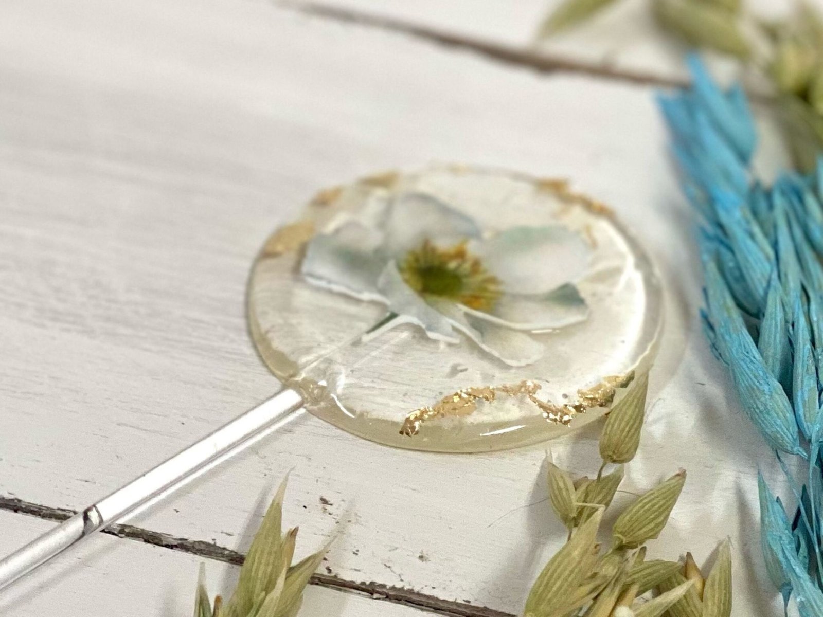 Piruleta personalizada flor blanca - Imagen 2