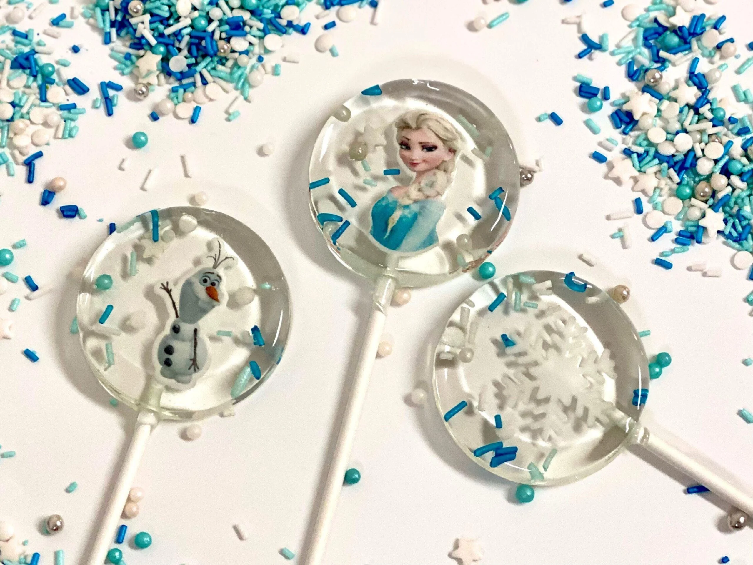 Frozen personalized lollipops
