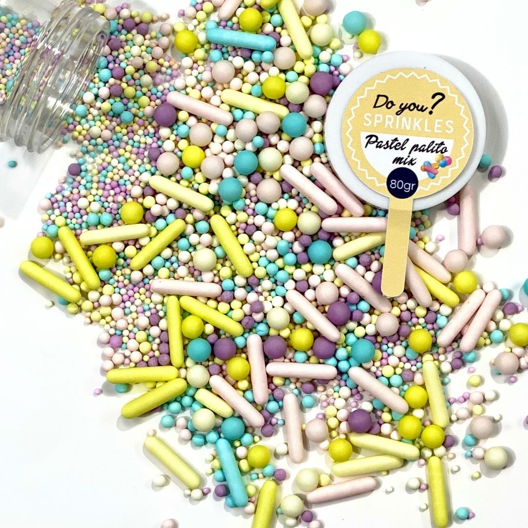 Pastellfarbene Mix-Sticks und Perlen
